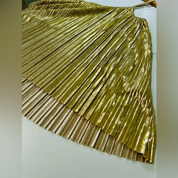 Gold Plisse Strappy V-Neck Tank Glittering Crepe Party Top SZ Medium NEW! - Picture 10 of 15